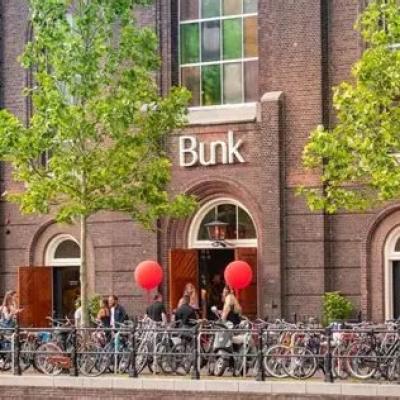 Bunk Utrecht Hotel, hostel, and restaurant 